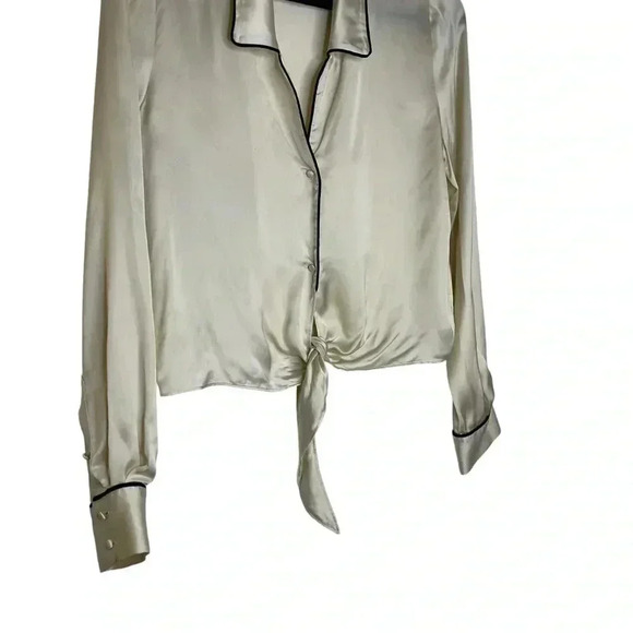 Aritzia Wilfred Tie Front Blouse Long Sleeve Silky  Beige Collar Size Small - Picture 4 of 9